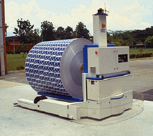 World’s first laser-guided vehicle World’s first laser-guided vehicle